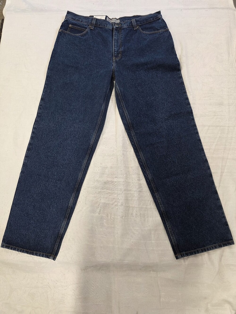 NEW WindRiver Relaxed Fit Jeans - Men’s 42x34 - Picture 2 of 5